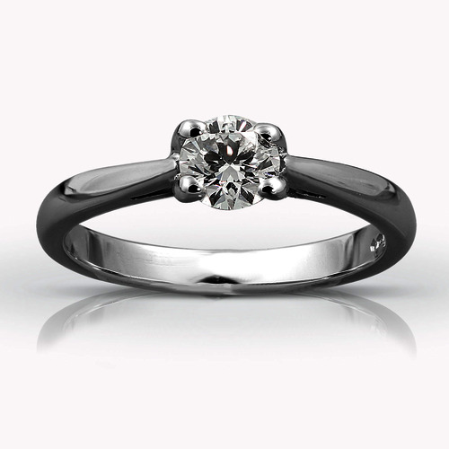Platinum Single Stone Diamond Ring
ENGAGEMENT RINGS 01-21-025